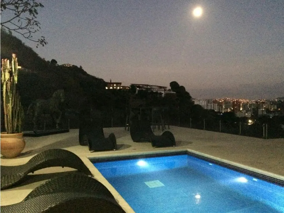 Vendo casa 380m2 Colinas del Tamanaco 2783 - 16