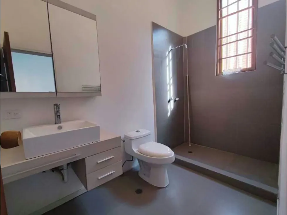 Vendo casa 1356m2 Prados del Este 5510 - 20