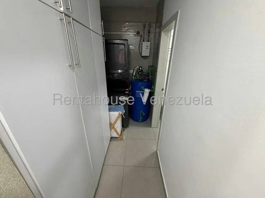Apartamento (1 Nivel) en Alquiler en Boleita Norte, Distrito Metropolitano - 12