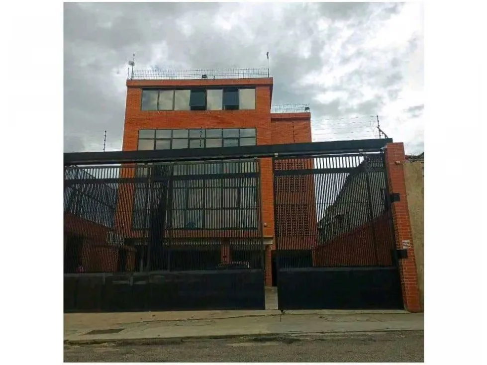 Local Comercial Piso Industrial en Alquilar en Los Rosales, Caracas