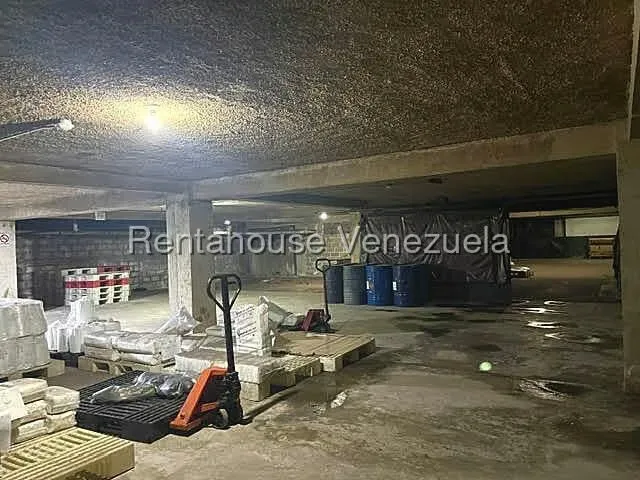 Industrial en Alquiler en Guaicay, Distrito Metropolitano - 12