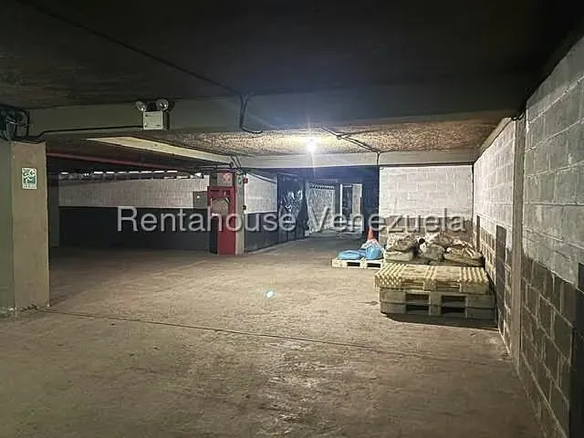 Industrial en Alquiler en Guaicay, Distrito Metropolitano - 10