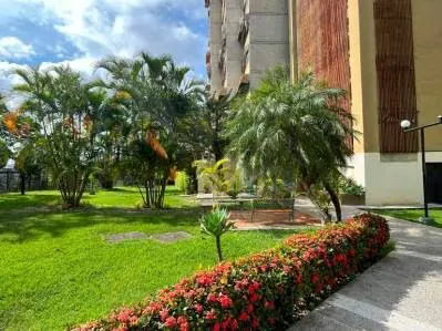 Apartamento en venta en el Conjunto Residencial La Bonita, Baruta, Caracas - 2
