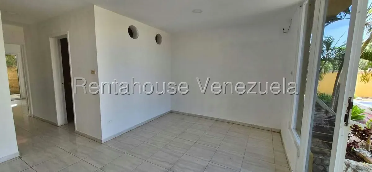 Apartamento (1 Nivel) en Venta en Playa El Agua, Nueva Esparta - 4