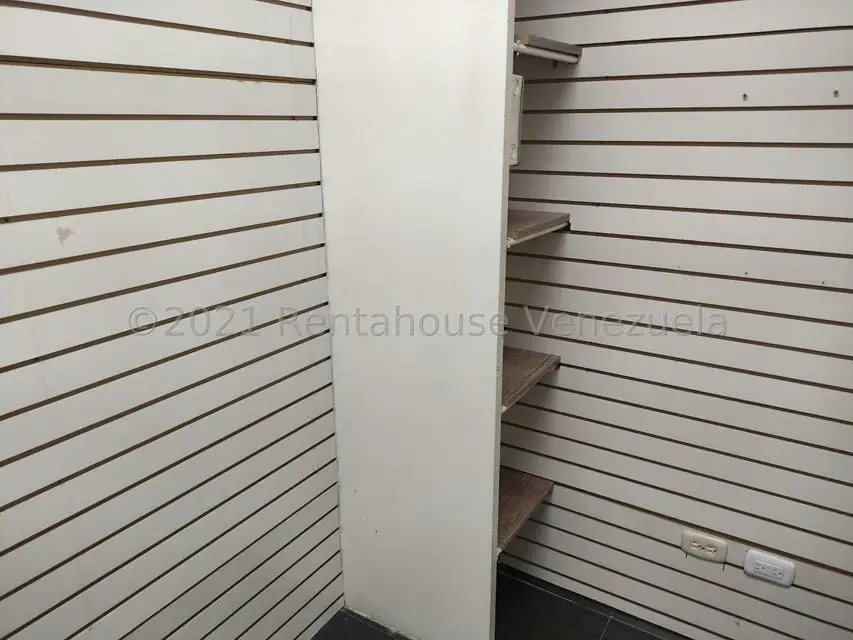 Local Comercial en Alquiler en Chacao, Distrito Metropolitano - 12