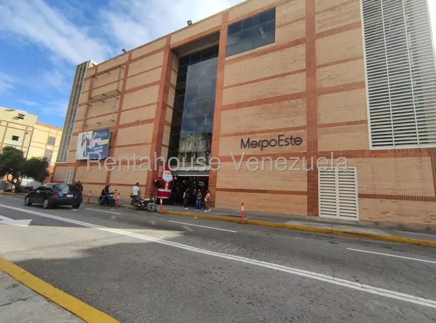 Local Comercial en Alquiler en Chacao, Distrito Metropolitano - 3