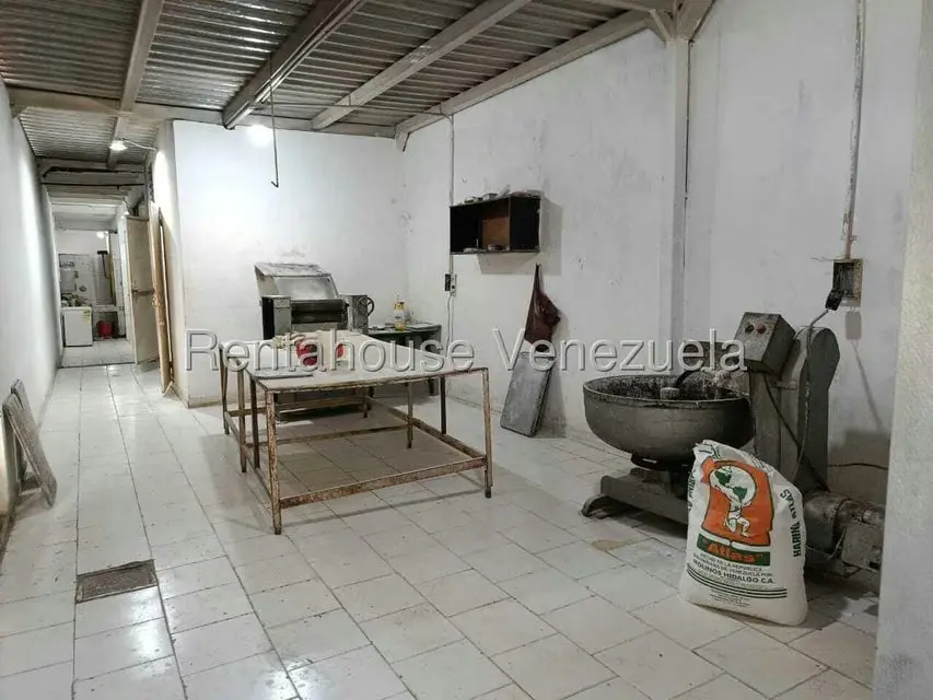 Comercial (Local Comercial) en Venta en Centro, Lara - 25