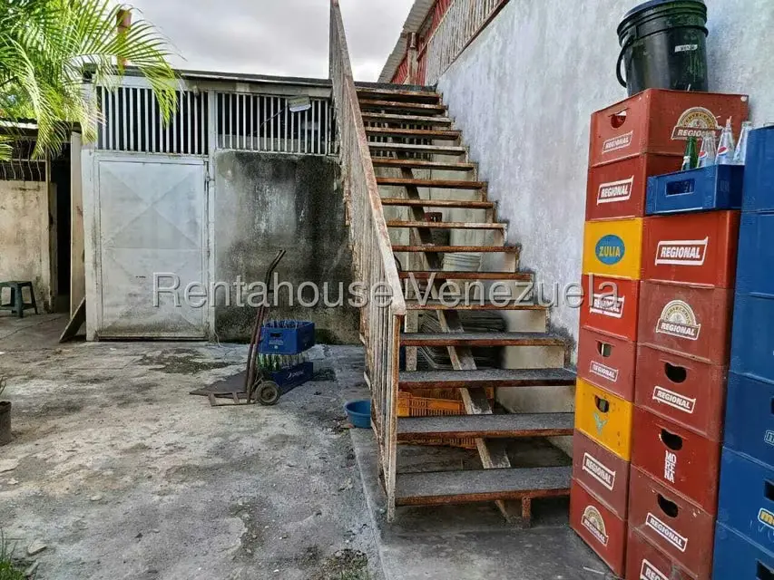 Comercial (Local Comercial) en Venta en Centro, Lara - 29