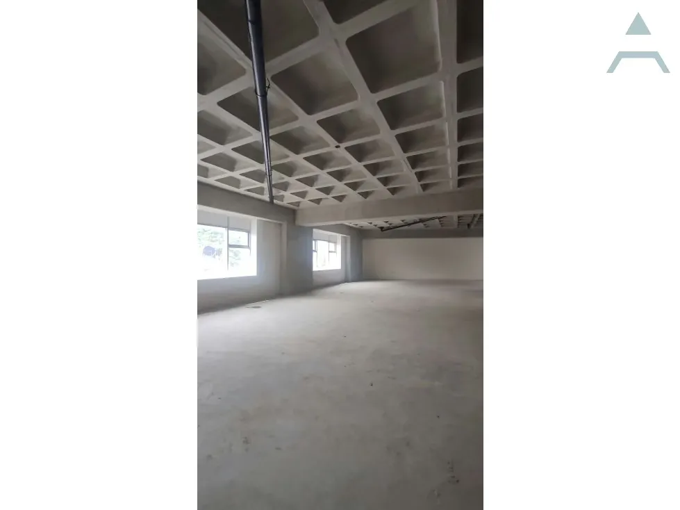 Se alquila Oficina 220m² Las Mercedes - 5