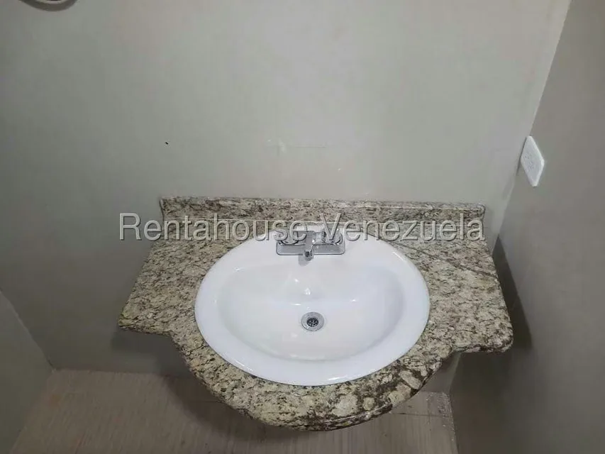 Anexo (1 Nivel) en Alquiler en El Hatillo, Distrito Metropolitano - 23