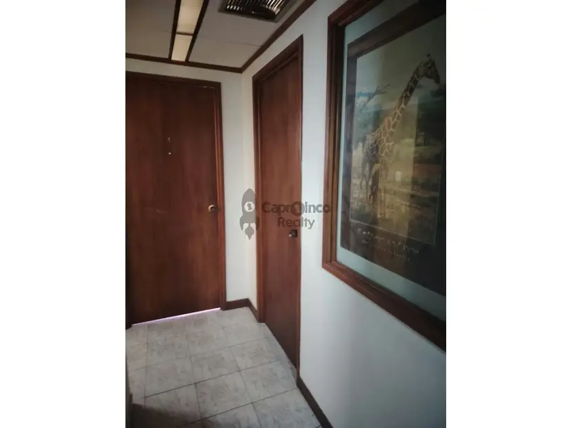 Oficina en alquilar Torre Empresarial av cedeño