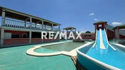 Complejo Turístico y Recreacional en venta