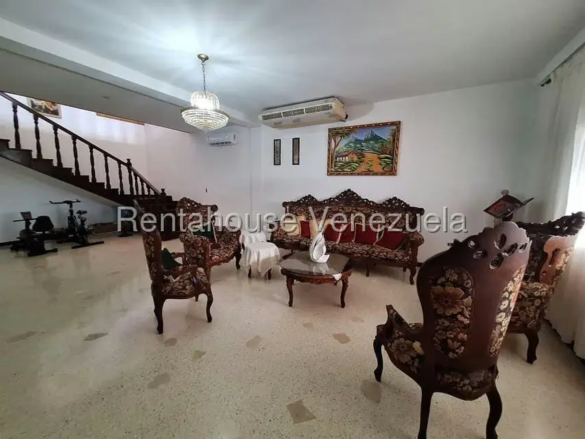 Casa (Multipes Niveles) en Venta en Buenos Aires, Merida - 12