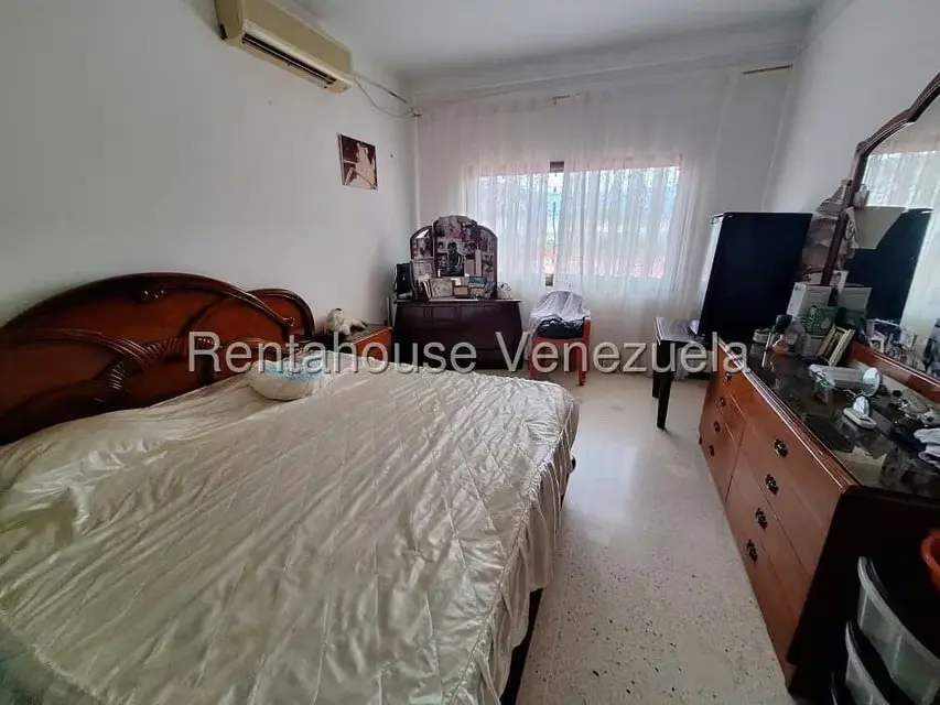 Casa (Multipes Niveles) en Venta en Buenos Aires, Merida - 35
