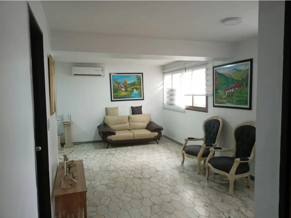 SE VENDE APARTAMENTO EN LA CANDELARIA - 2
