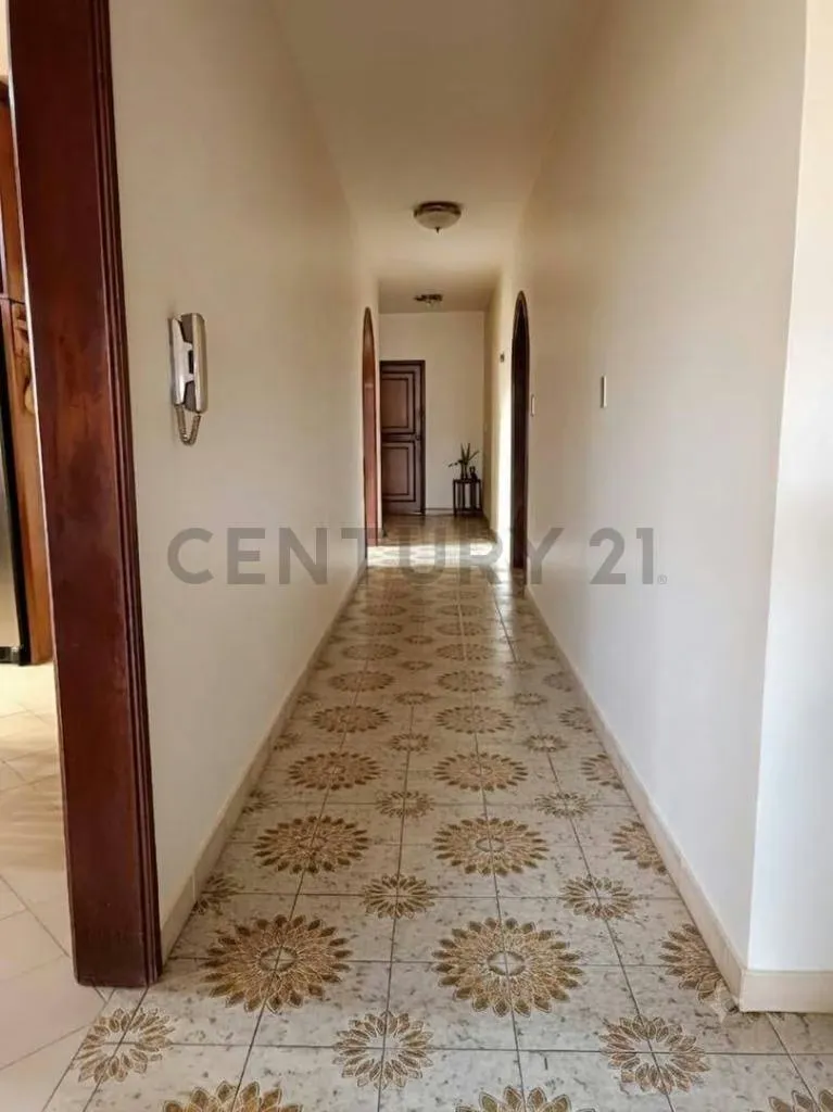 En Venta, excelente casa a pie de calle en la zona norte de el tigre - 8