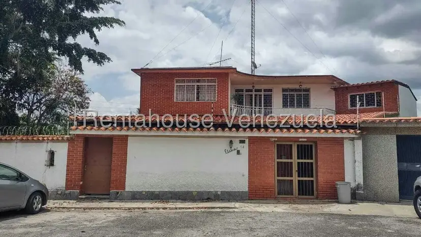 Casa (Multipes Niveles) en Venta en El Marques, Distrito Metropolitano