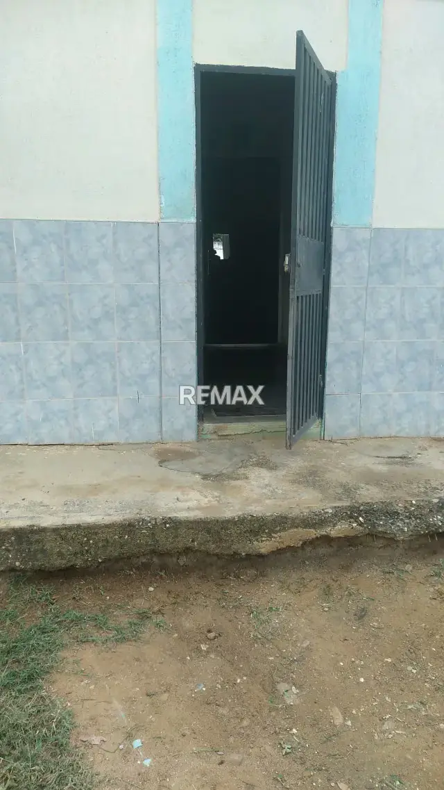 Venta de Casa en Tamaca, con Amplio Terreno, Árbol Frutales, Cercano a Vía Principal, Ambulatorios, Abastos