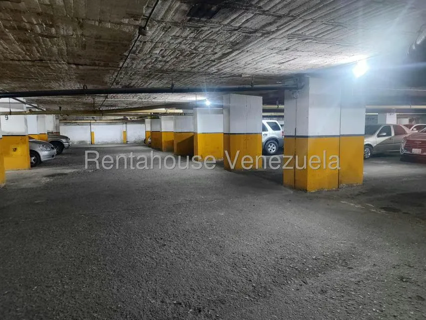 Apartamento (1 Nivel) en Venta en Colinas de Bello Monte, Distrito Metropolitano - 22