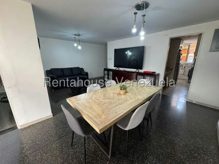 Apartamento (1 Nivel) en Venta en Colinas de Bello Monte, Distrito Metropolitano - 7