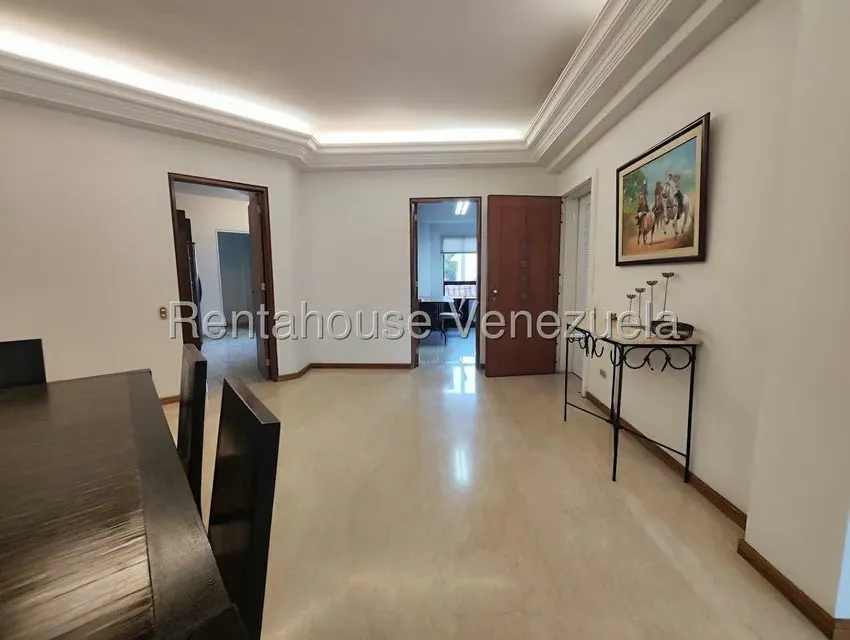 Apartamento (1 Nivel) en Alquiler en Campo Alegre, Distrito Metropolitano - 21