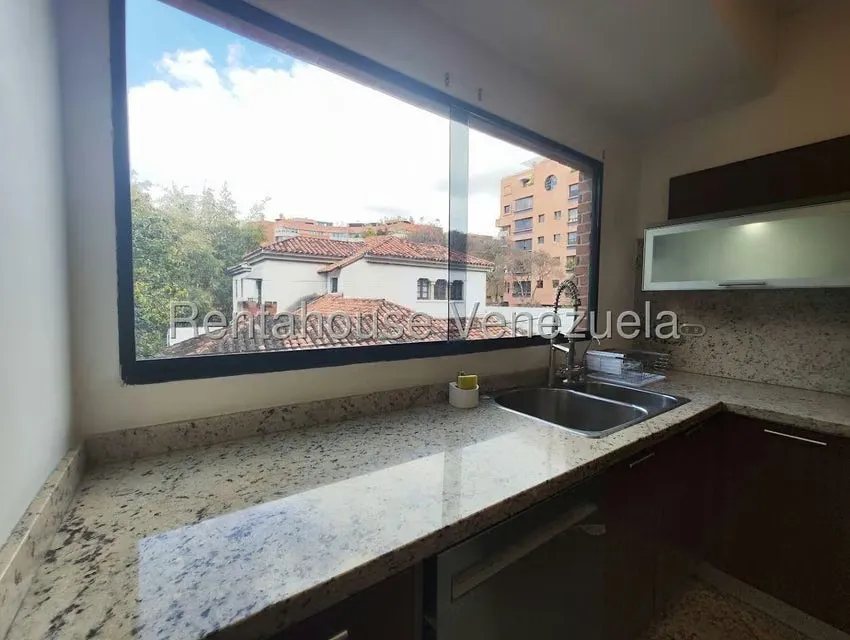 Apartamento (1 Nivel) en Alquiler en Campo Alegre, Distrito Metropolitano - 25