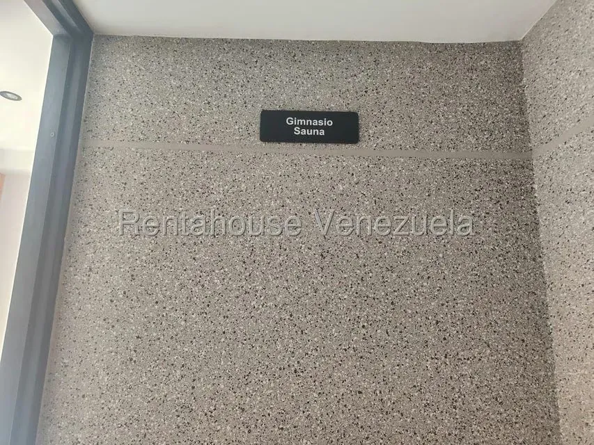Apartamento (1 Nivel) en Alquiler en Campo Alegre, Distrito Metropolitano - 8