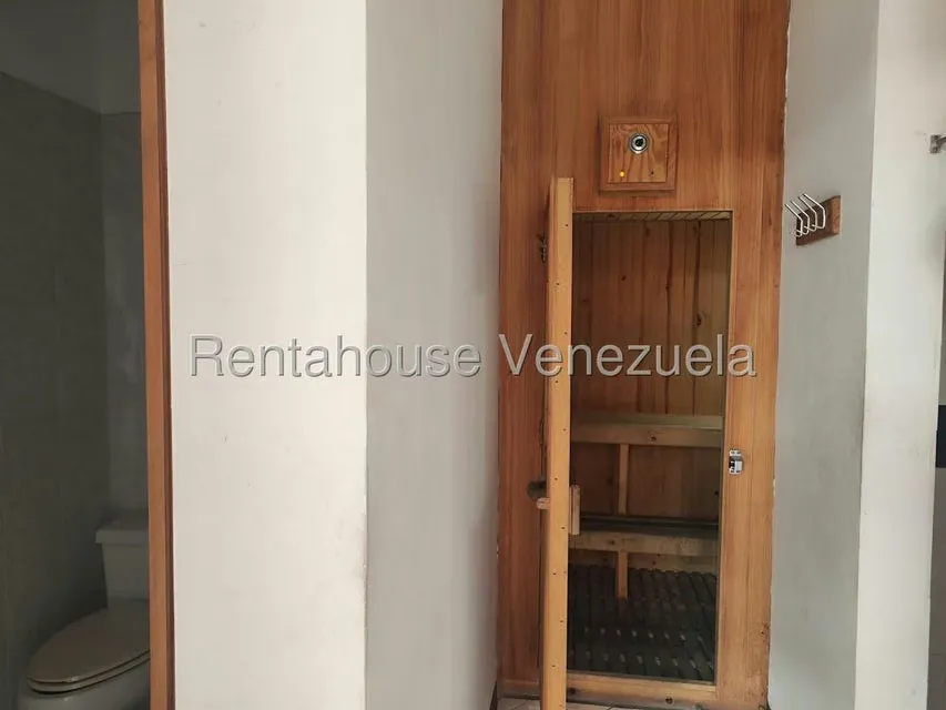 Apartamento (1 Nivel) en Alquiler en Campo Alegre, Distrito Metropolitano - 9