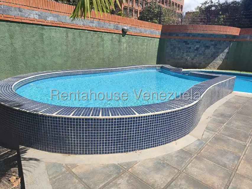 Apartamento (1 Nivel) en Alquiler en Campo Alegre, Distrito Metropolitano - 10