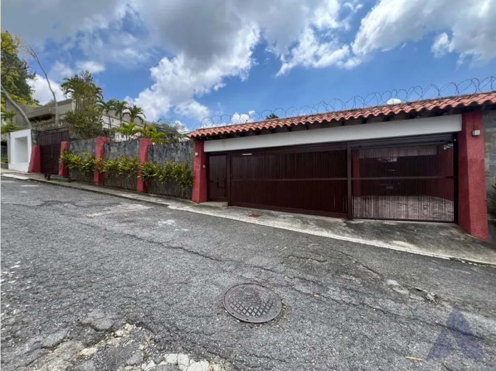 Se vende casa 550m2 La Lagunita 5003