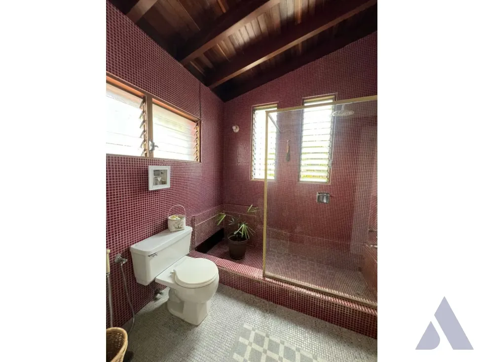 Se vende casa 550m2 La Lagunita 5003 - 23