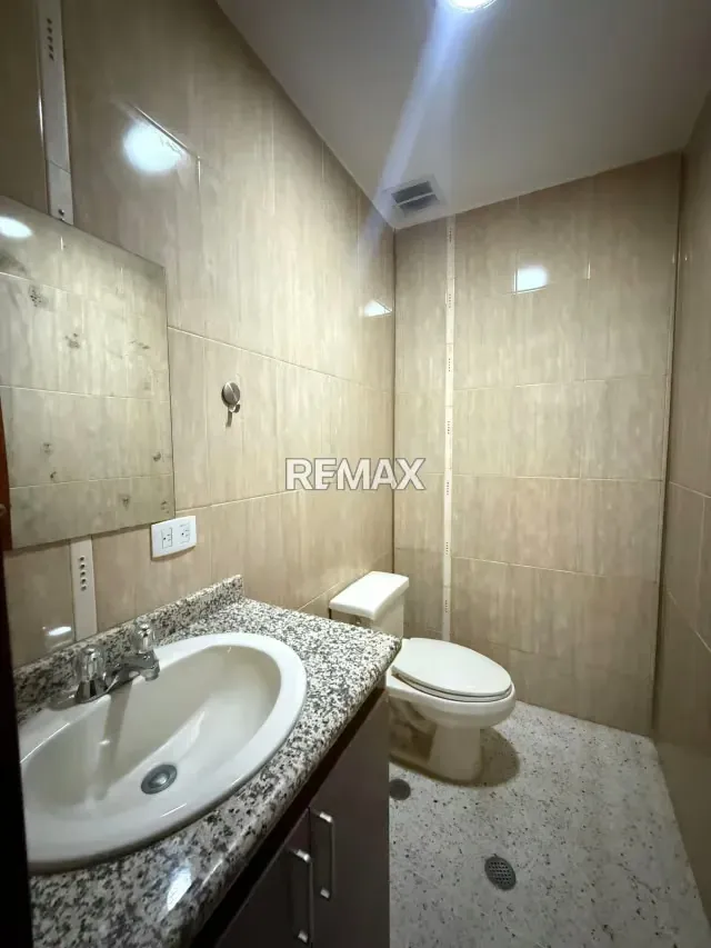 LOCAL COMERCIAL EN VENTA SECTOR VALLE FRIO MARACAIBO - 11