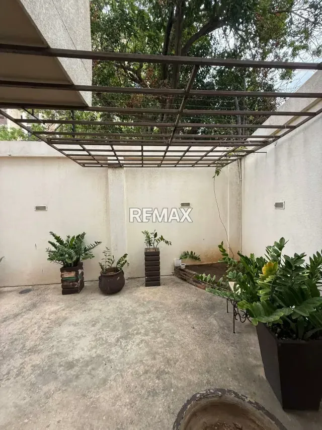 LOCAL COMERCIAL EN VENTA SECTOR VALLE FRIO MARACAIBO - 3