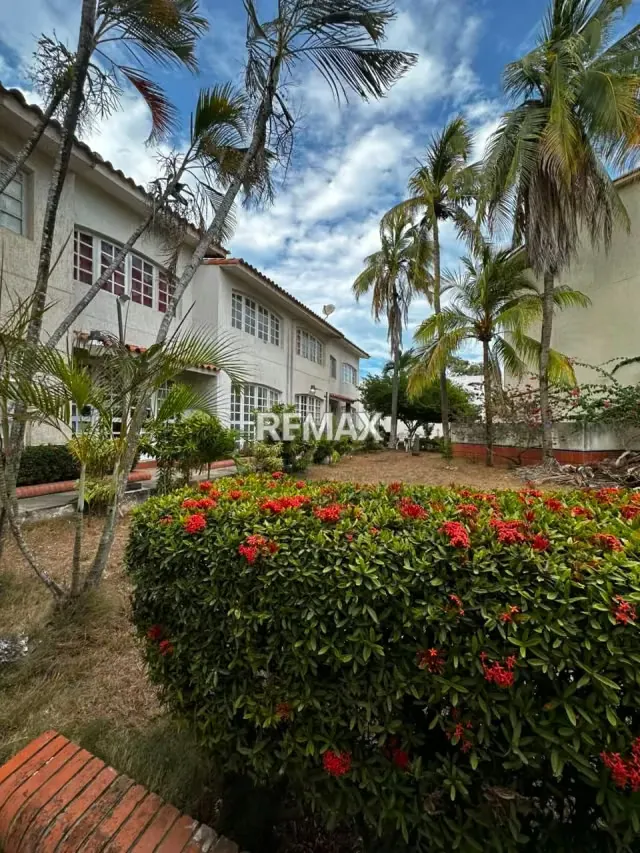 APTO REGATTA VILLAS - 11