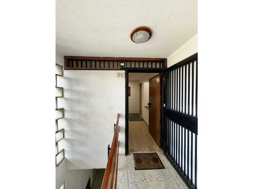 Se alquila anexo en nivel superior 50m2 San Román 6798