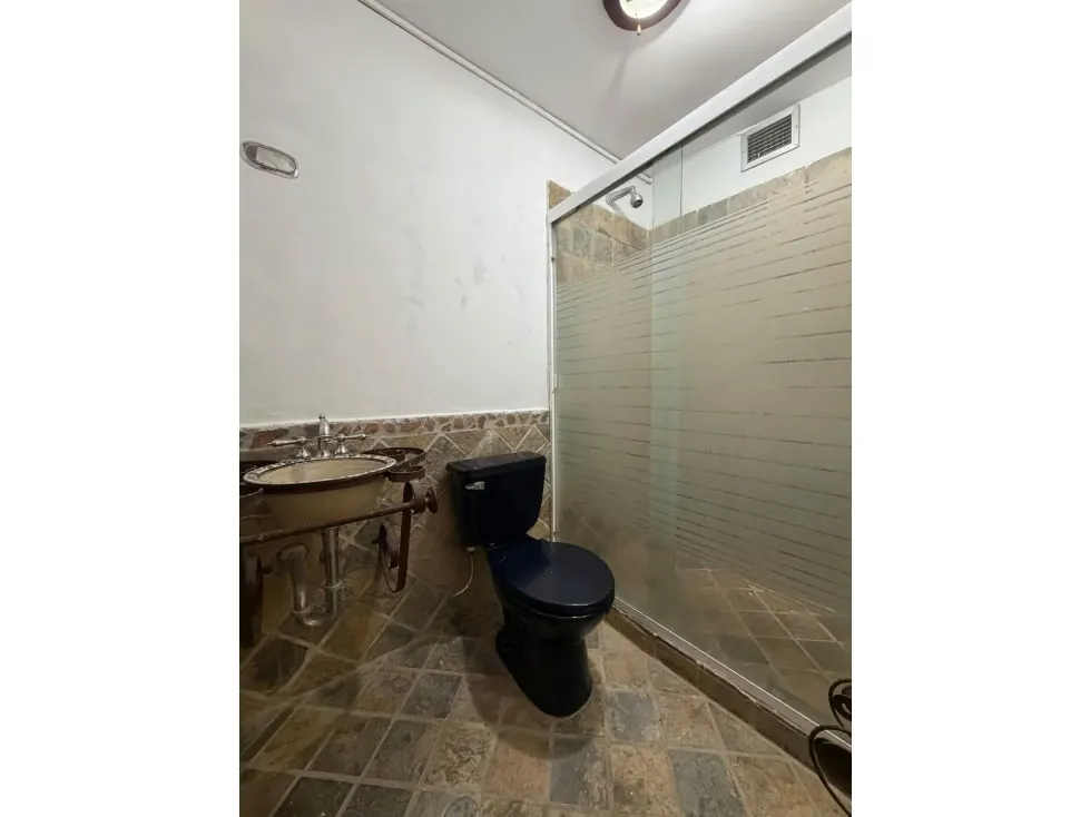 Vendo apartamento para remodelar 200m2 La Unión 3274 - 14