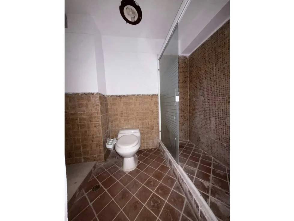 Vendo apartamento para remodelar 200m2 La Unión 3274 - 20