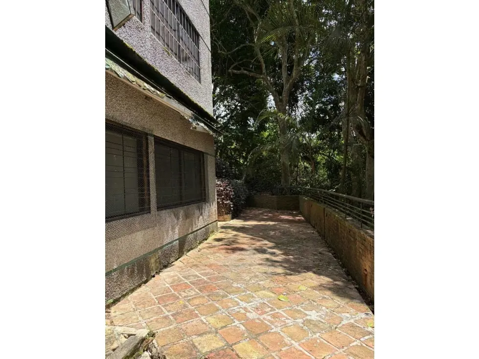 Vendo apartamento para remodelar 200m2 La Unión 3274 - 6