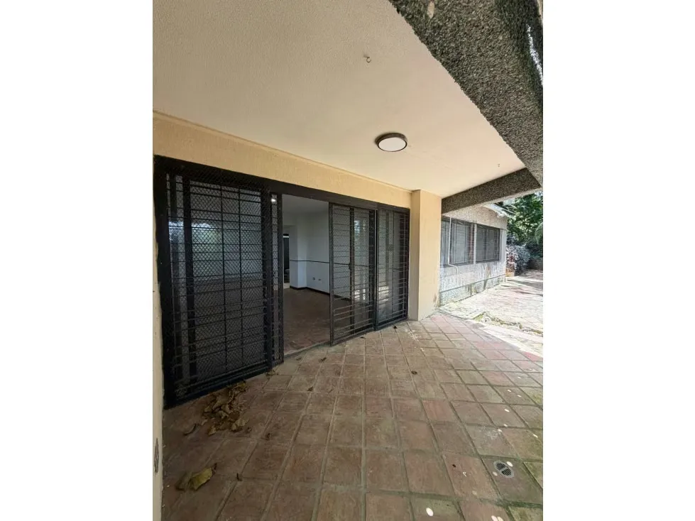 Vendo apartamento para remodelar 200m2 La Unión 3274 - 8