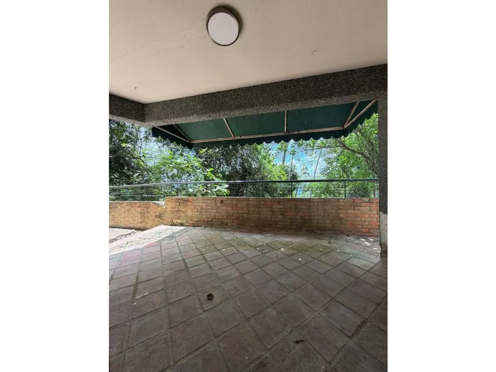 Vendo apartamento para remodelar 200m2 La Unión 3274 - 9