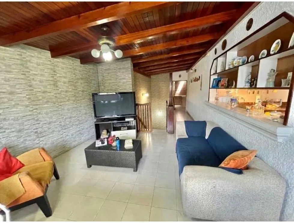 Alquilo casa 1.000m2 Colinas de Santa Monica 6909 - 13