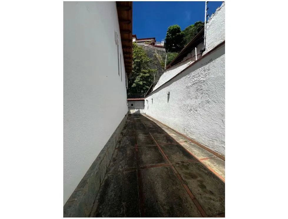 Alquilo casa 1.000m2 Colinas de Santa Monica 6909 - 4