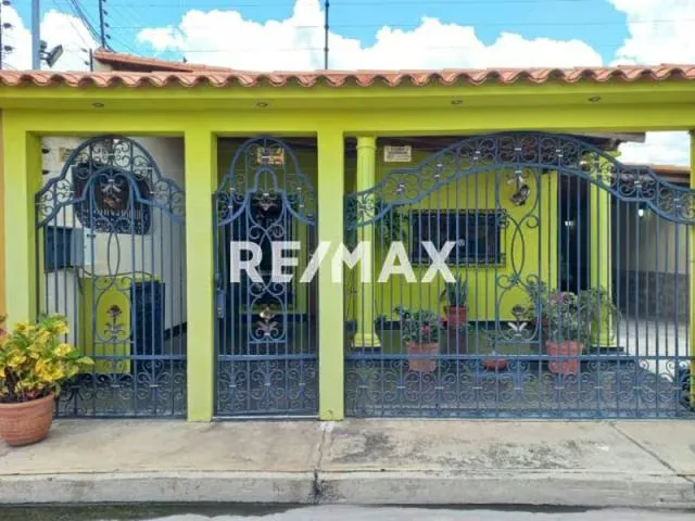 CASA QUINTA URBANIZACION LAS AVES LA MORITA I - 2