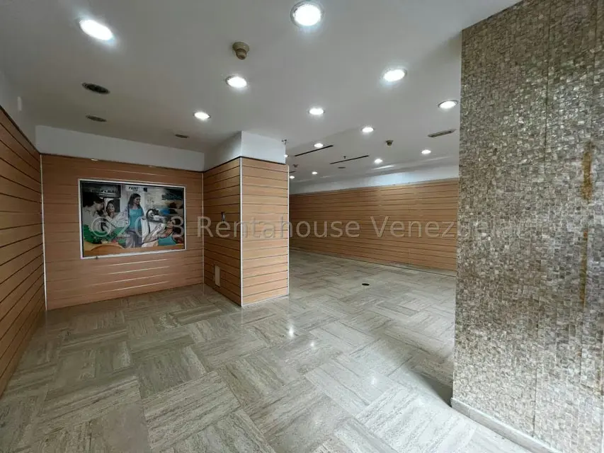 Local Comercial en Alquiler en La Castellana, Distrito Metropolitano - 3