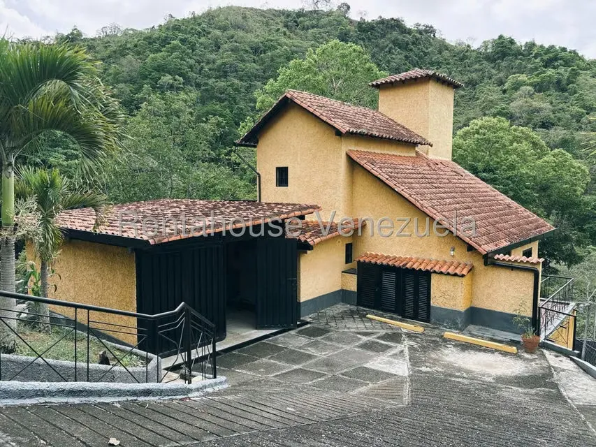 Casa (Multipes Niveles) en Venta en El Hatillo, Distrito Metropolitano