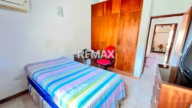 CAMINA A LA PLAYA Y A TODO, TH PARA REMODELAR EN LA MEJOR ZONA DE PAMPATAR - 17