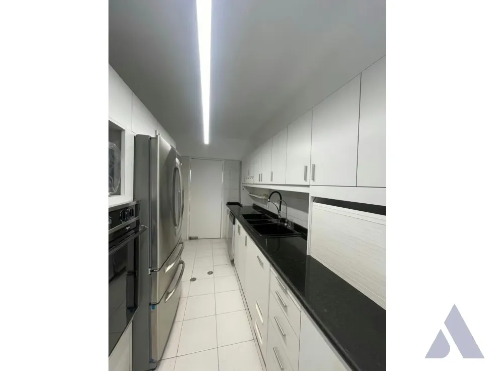 Alquilo apartamento 250m2 Colinas de Valle Arriba 9425 - 9