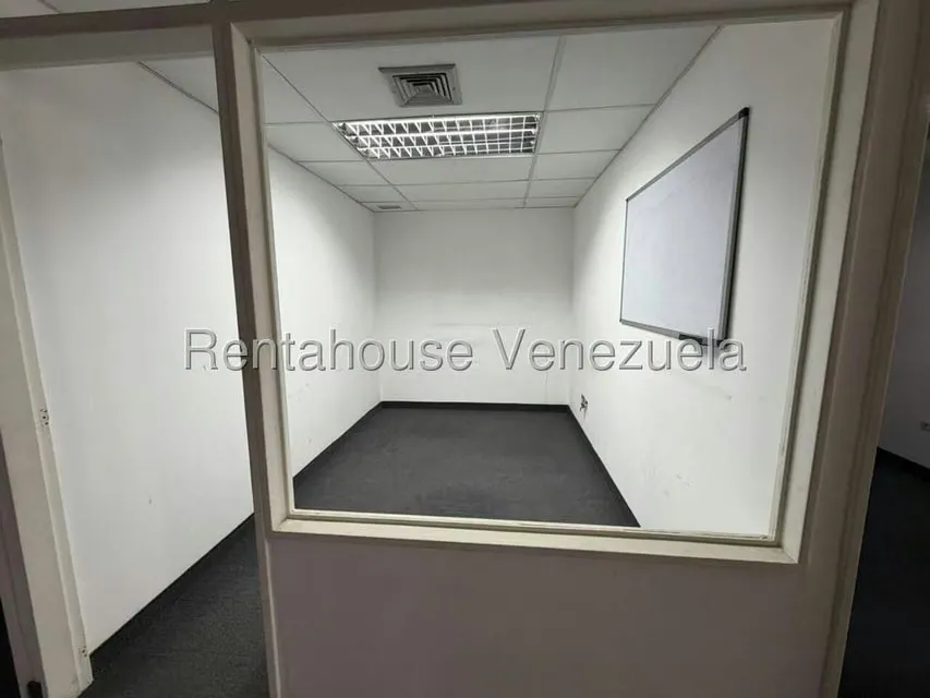 Oficina en Alquiler en El Rosal, Distrito Metropolitano - 6