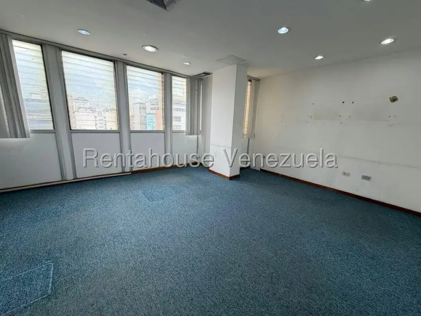 Oficina en Alquiler en El Rosal, Distrito Metropolitano - 10