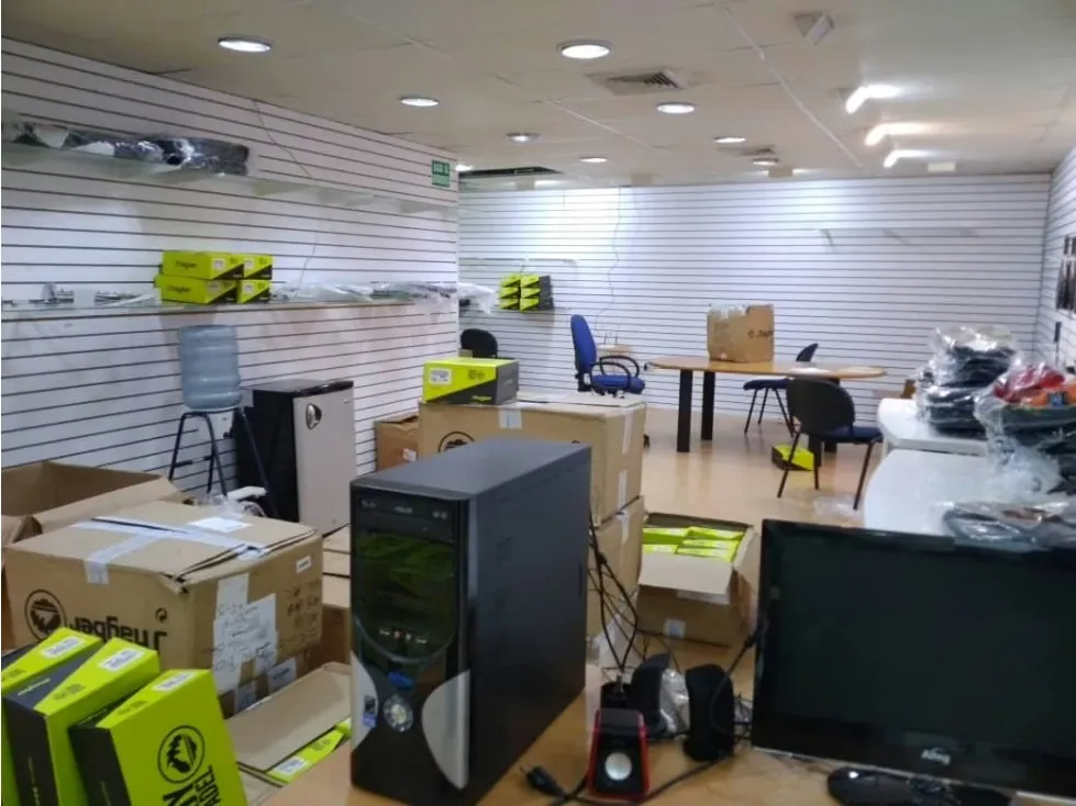 Vendo oficina 145m2 El Bosque 7275 - 9